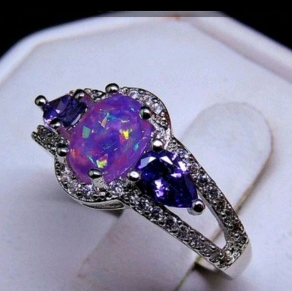 - Jewelry - Stunning Purple Fire Opal Ring